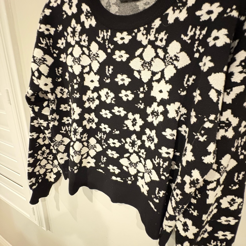 Cyrus Monochrome Crewneck Sweater